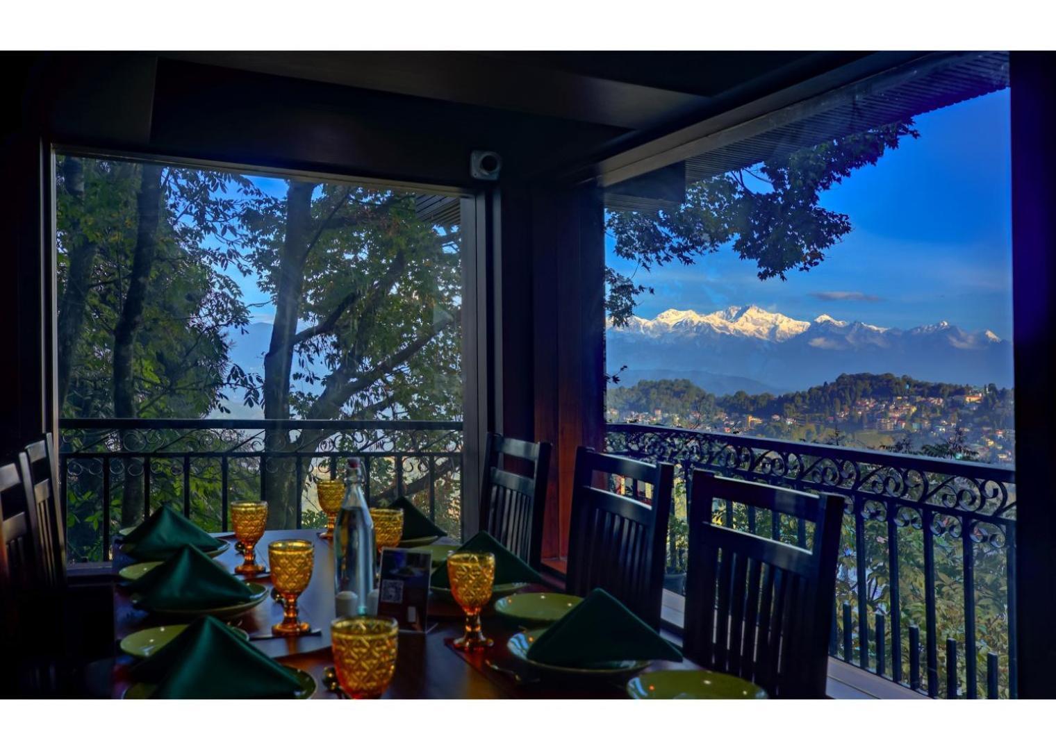 The West Gate Posada By Summit ดาร์จีลิง ภายนอก รูปภาพ